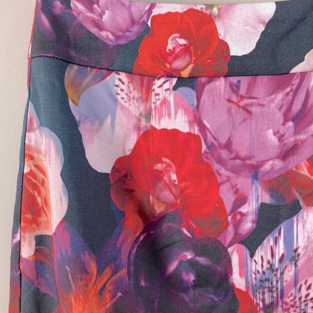🌷2 for $20🌷 vintage Alannah Hill pencil Skirt SIZE 4 stretch Floral - Picture 3 of 7